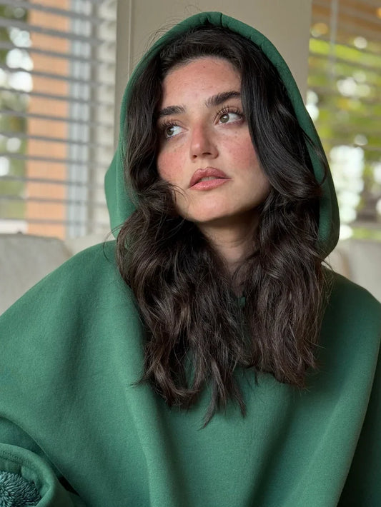 Lyra Hoodie Blanket – Jouw Cocoon van Comfort