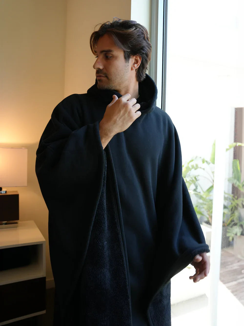 Lyra Hoodie Blanket – Jouw Cocoon van Comfort