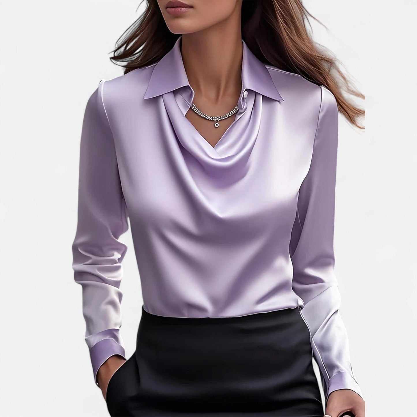 Satijnen damesblouse met elegante drapé halslijn